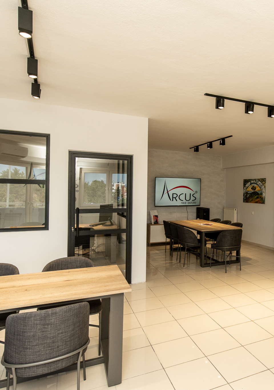 Arcus East